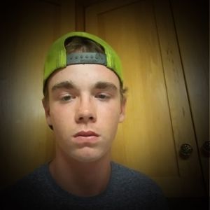 Meet your Posher, Levi